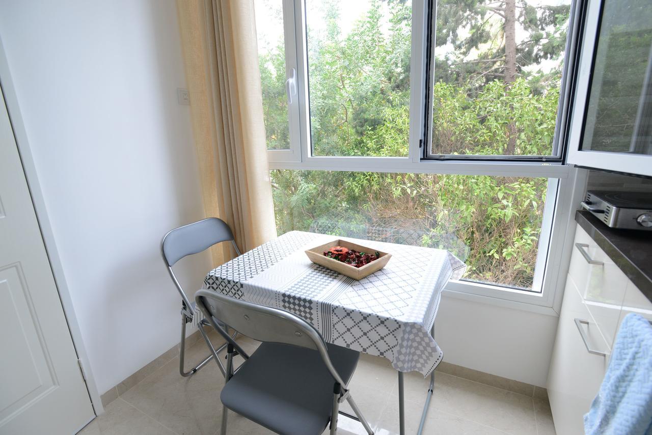 Olga Beach Apartment 28 Haifa Bagian luar foto